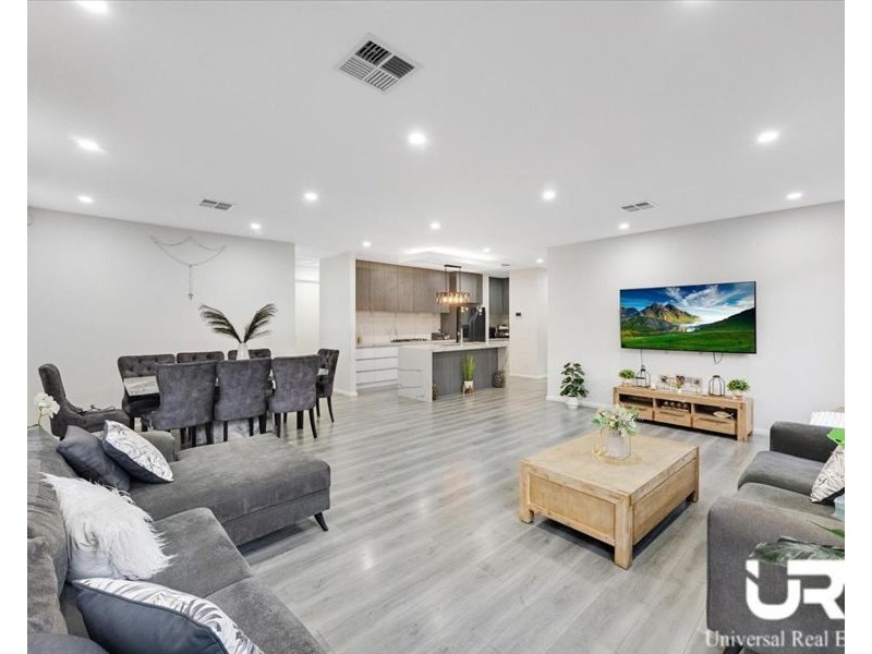 17 Blackmore Road, Mickleham VIC 3064
