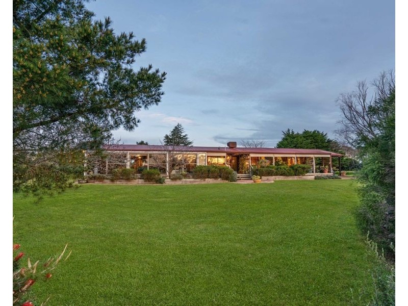 60 Emu Flats Road, Wildwood VIC 3429