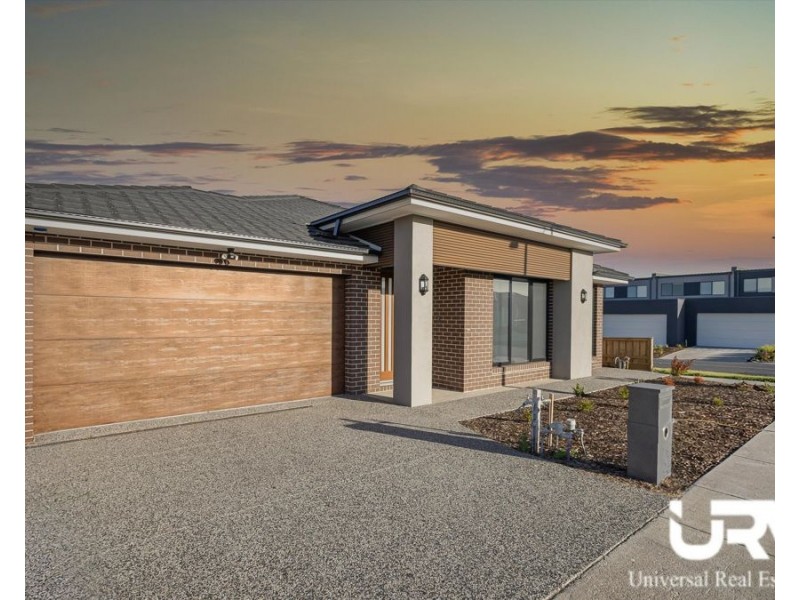 28 Proserpine Crescent, Donnybrook VIC 3064