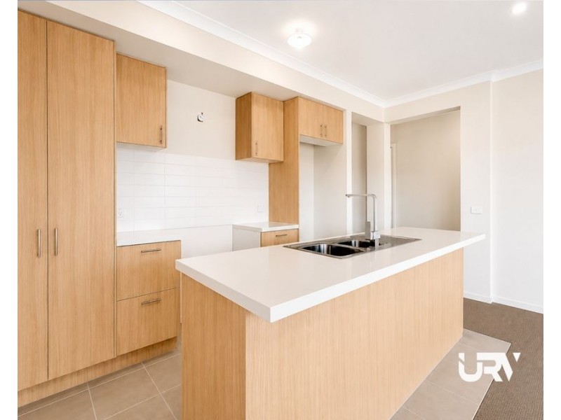 3 Valetta Street, Mickleham VIC 3064