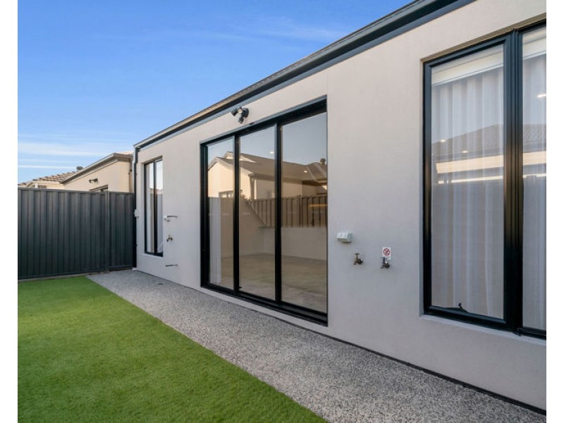16 Playles Way, Wollert VIC 3750