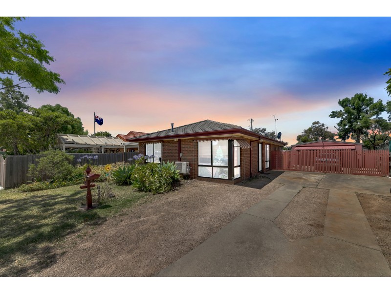 34 WHITSUNDAY DR, Hoppers Crossing VIC 3029