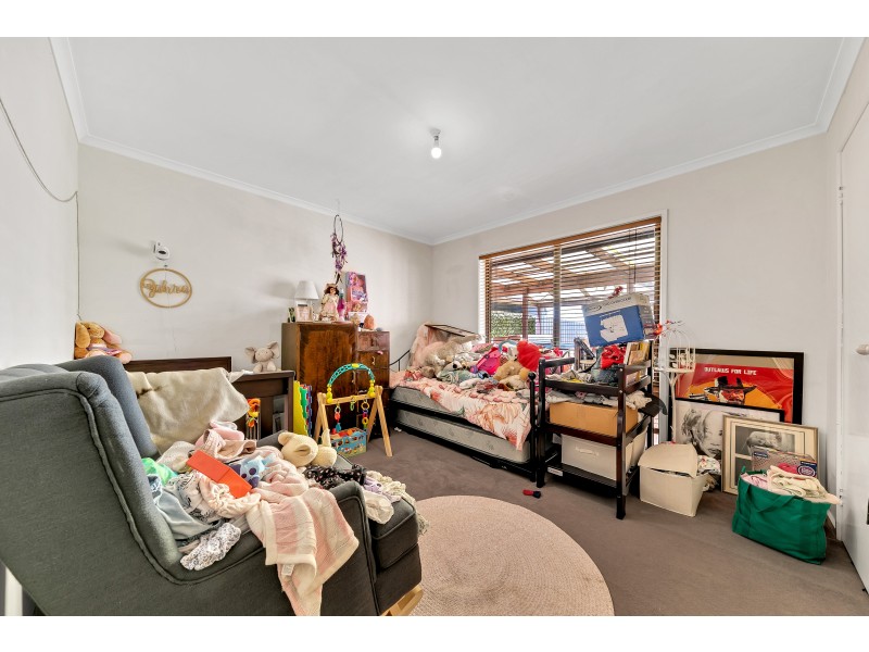 34 WHITSUNDAY DR, Hoppers Crossing VIC 3029