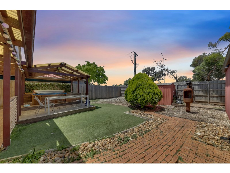 34 WHITSUNDAY DR, Hoppers Crossing VIC 3029