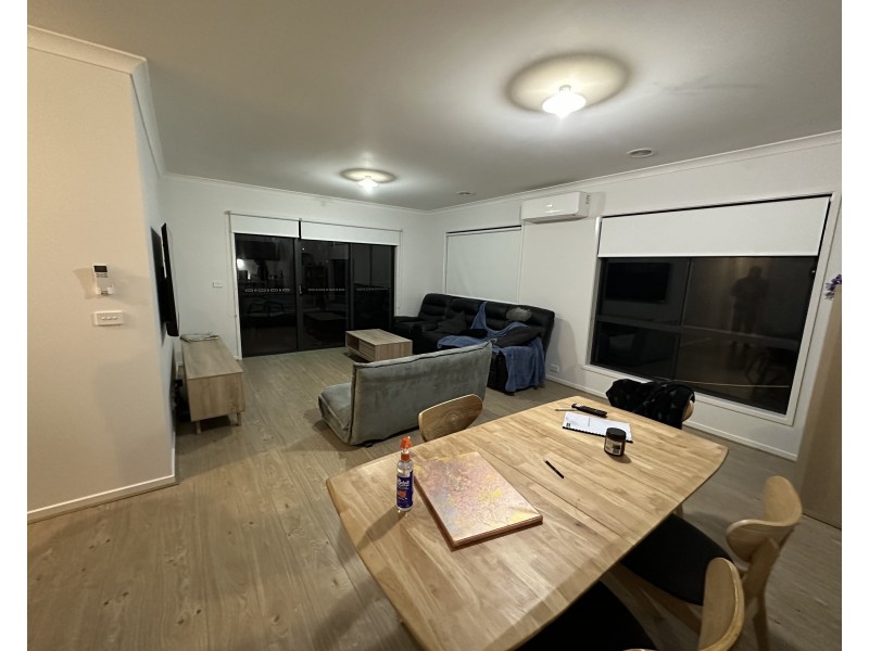 10 Stableford st, Werribee VIC 3030