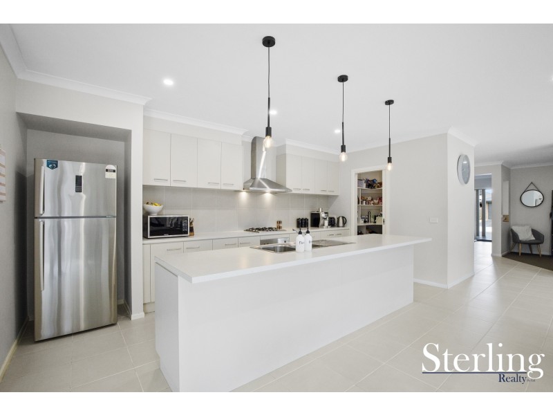 6 Circus Avenue, Point Cook VIC 3030