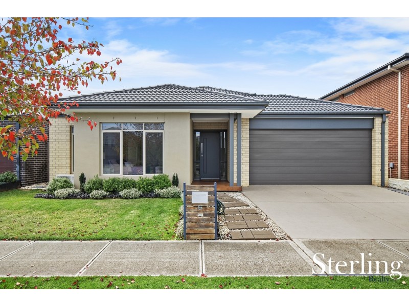 6 Circus Avenue, Point Cook VIC 3030