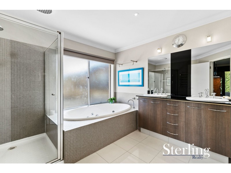 72 Tournament Drive, Sanctuary Lakes VIC 3030