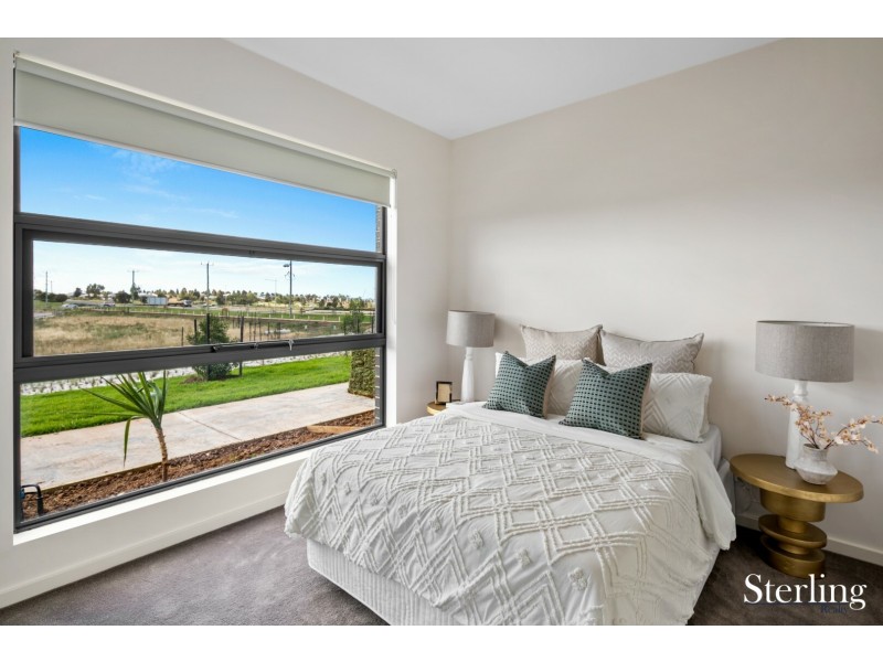 11 Scarlet Walk, Tarneit VIC 3029