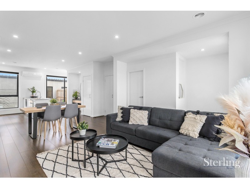 10 Nostrand Walk, Point Cook VIC 3030