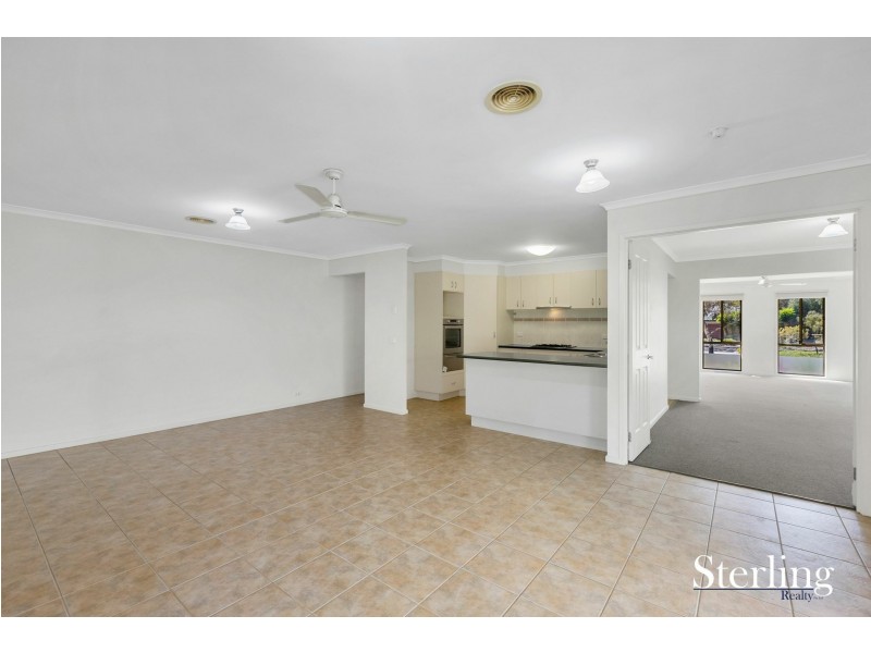 15 The Breezewater, Sanctuary Lakes VIC 3030