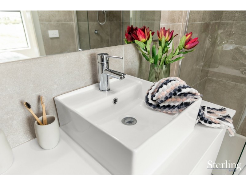 6 Nolita Walk, Point Cook VIC 3030