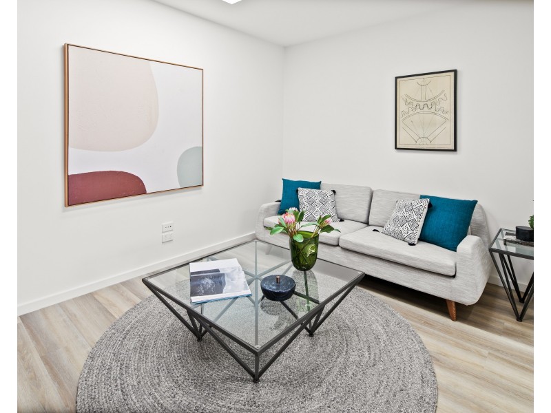 32 Nolita Walk, Point Cook VIC 3030