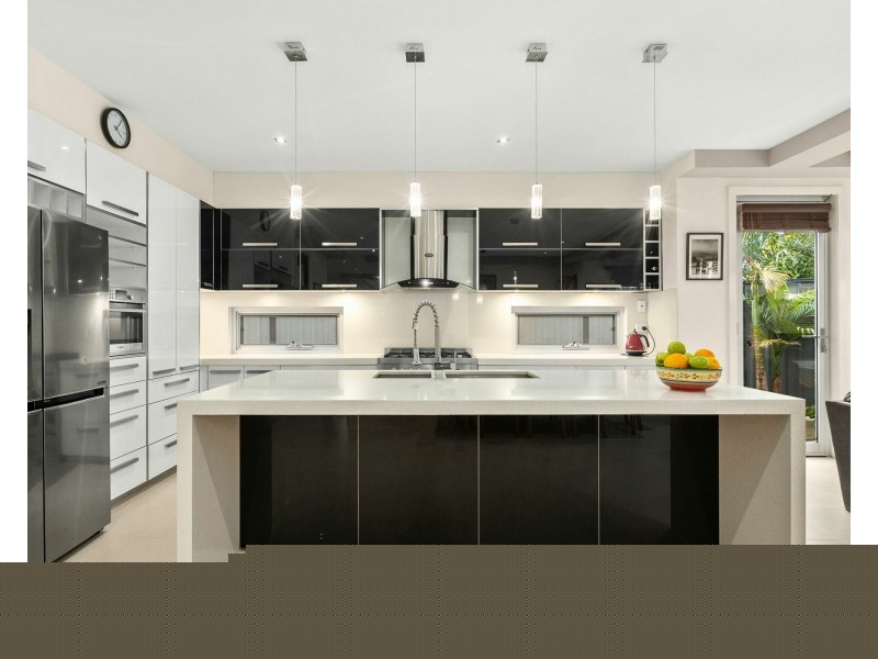 3 Vicky Court, Point Cook VIC 3030