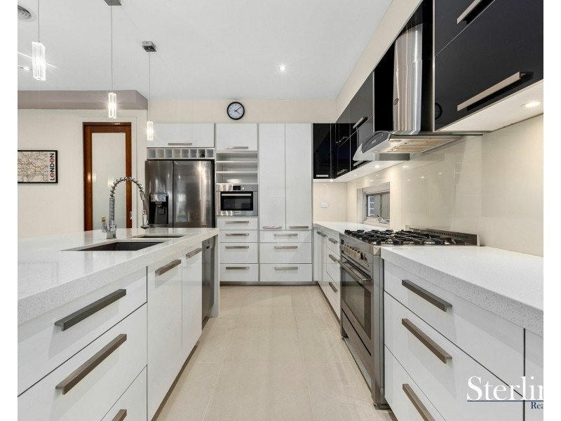 3 Vicky Court, Point Cook VIC 3030