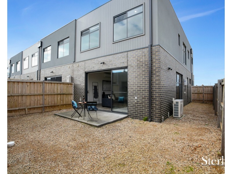 3 Scarlet Walk, Tarneit VIC 3029