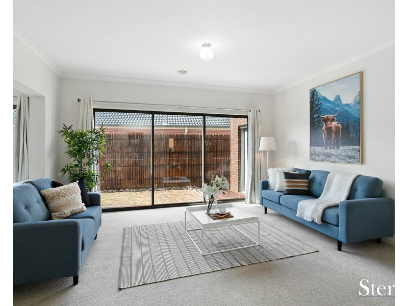 325 Saltwater Prom, Point Cook VIC 3030