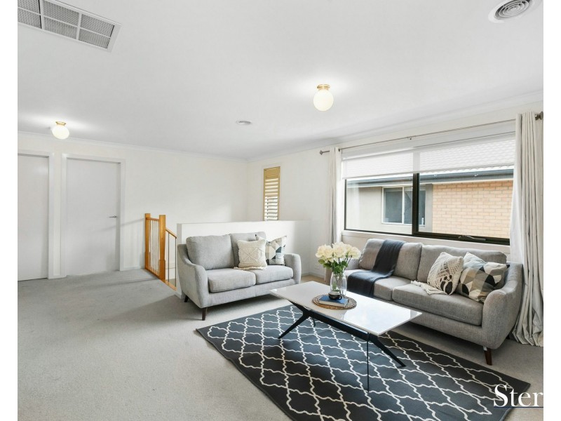 325 Saltwater Prom, Point Cook VIC 3030