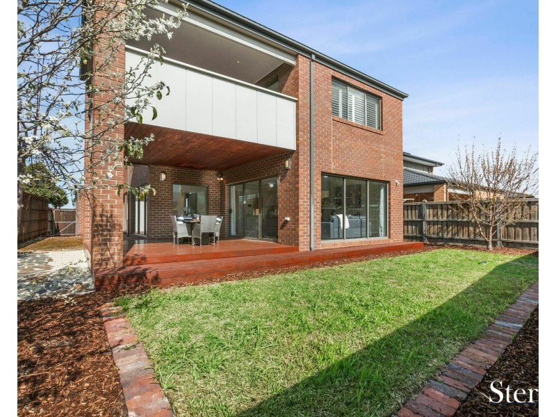 325 Saltwater Prom, Point Cook VIC 3030