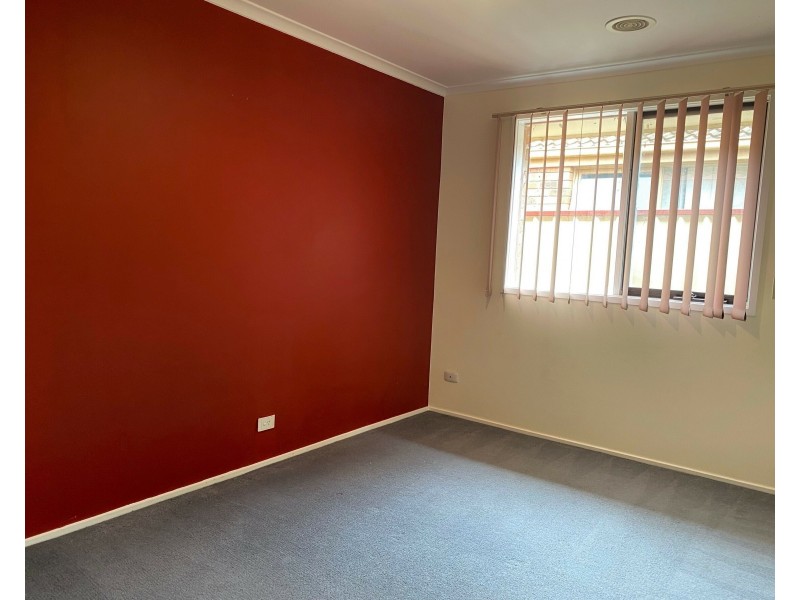 17 Thornbill Dr, Werribee VIC 3030