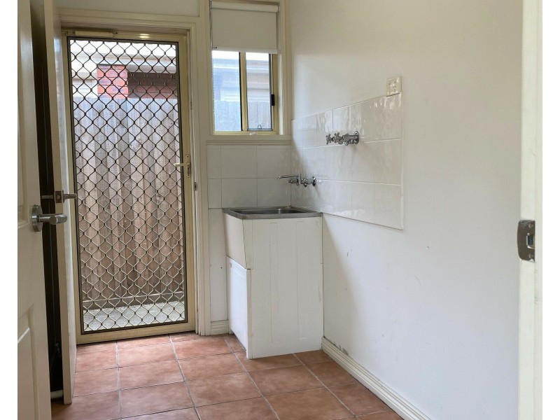 13 Egan St, Deer Park VIC 3023