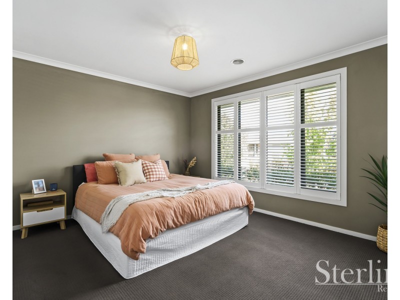 14 Marlin Crescent, Point Cook VIC 3030