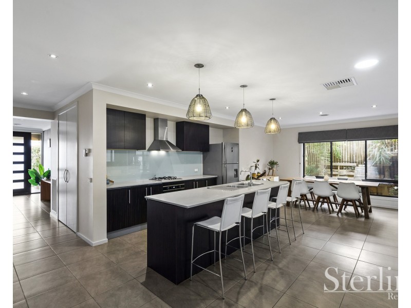14 Marlin Crescent, Point Cook VIC 3030