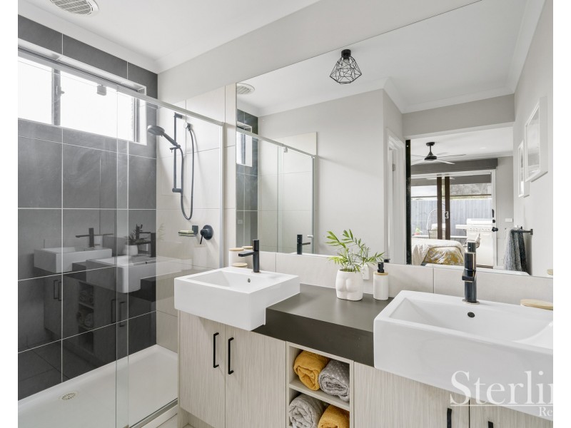 3 Memory Crescent, Wyndham Vale VIC 3024
