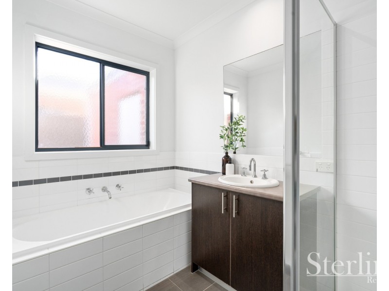 37 Windrest Way, Point Cook VIC 3030