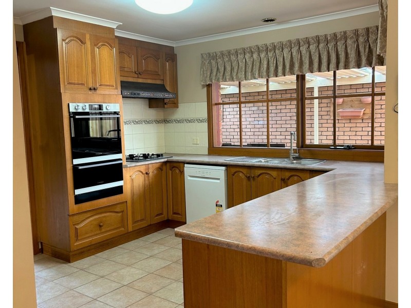 39 Slattery St, Werribee VIC 3030