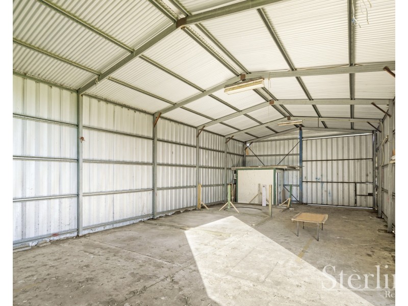 90 Mcintosh Road, Little River VIC 3211