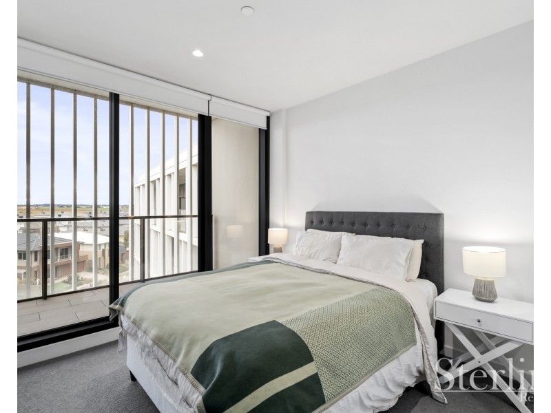 413/33 Quay Boulevard, Werribee South VIC 3030