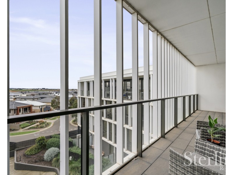 413/33 Quay Boulevard, Werribee South VIC 3030