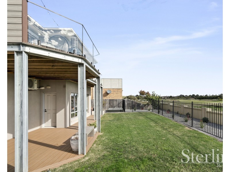 13 Ellis Close, Sanctuary Lakes VIC 3030