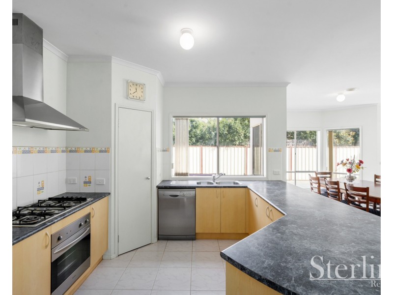 4 Neptune Dr, Point Cook VIC 3030