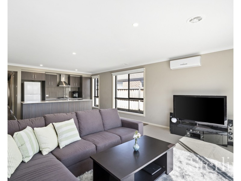 5 Stately Avenue, Wyndham Vale VIC 3024