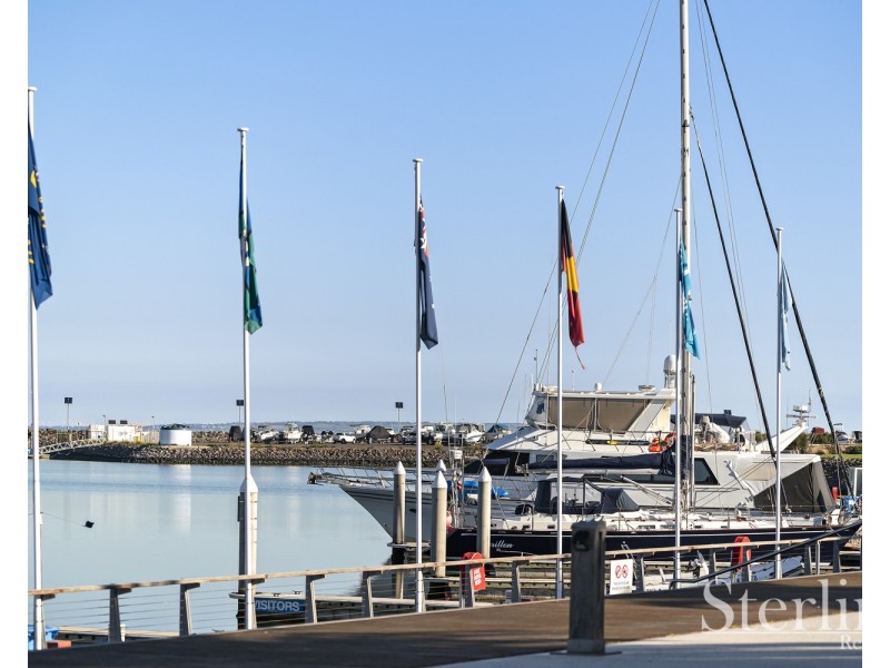112/33 Quay Boulevard, Werribee South VIC 3030