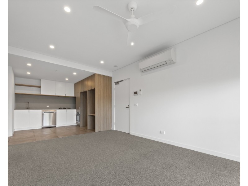 Unit 1/2 Clark St, Williams Landing VIC 3027