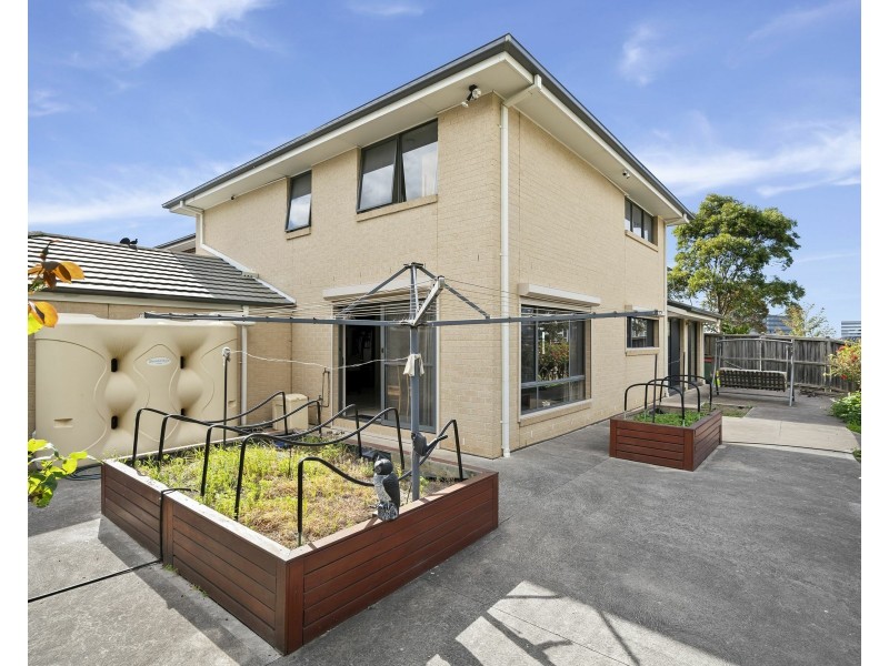 28 Ashcroft Ave, Williams Landing VIC 3027