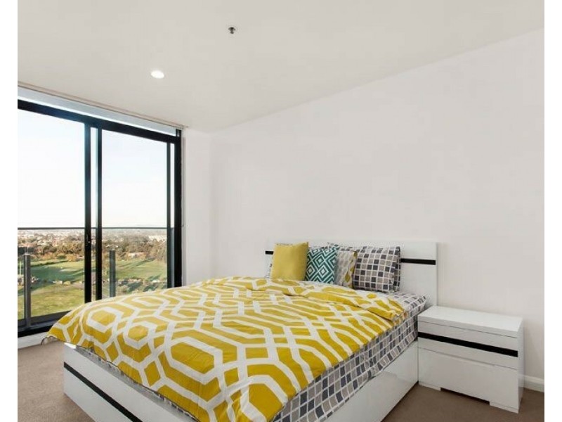 Unit 702/8 Breavington Way, Northcote VIC 3070