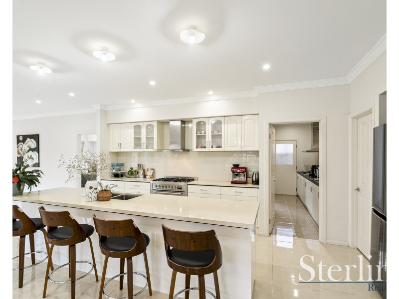 12 Airlie Ave, Point Cook VIC 3030