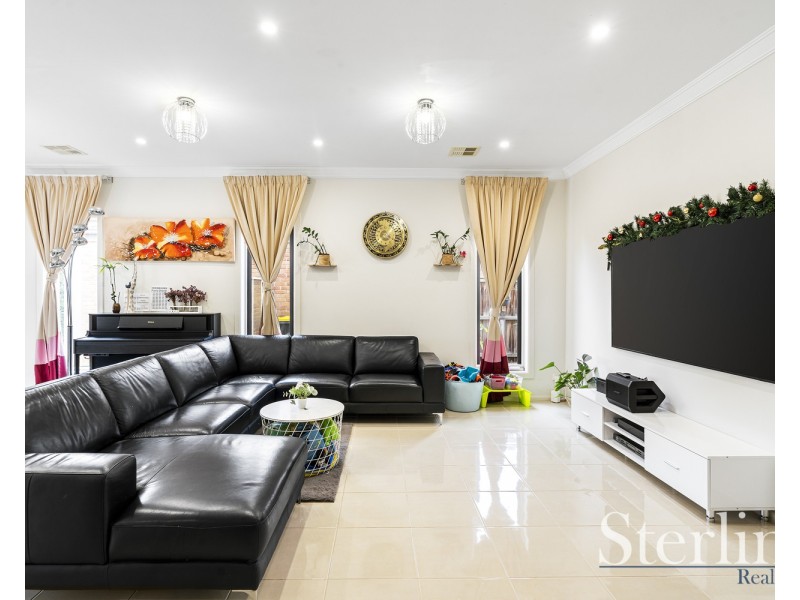 12 Airlie Ave, Point Cook VIC 3030