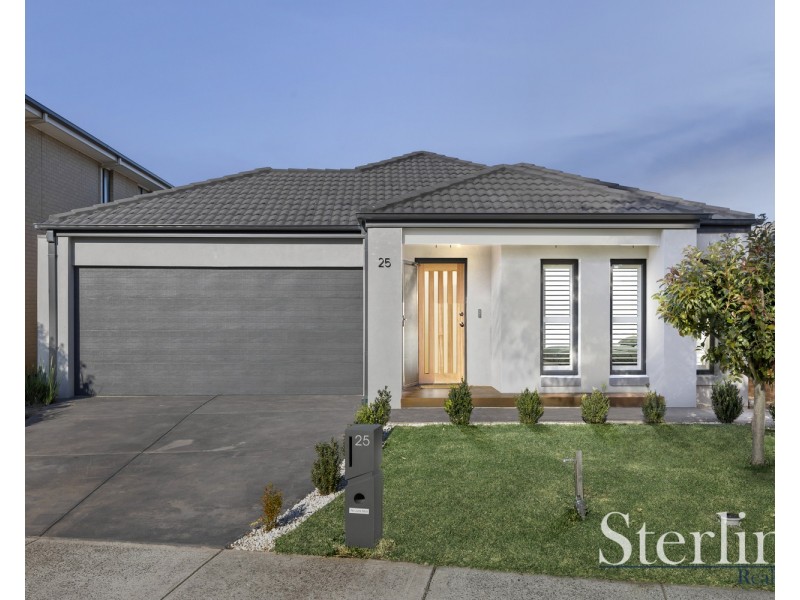 25 Whisper Boulevard, Point Cook VIC 3030