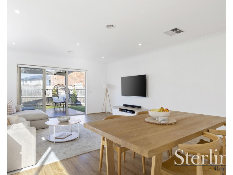 25 Whisper Boulevard, Point Cook VIC 3030