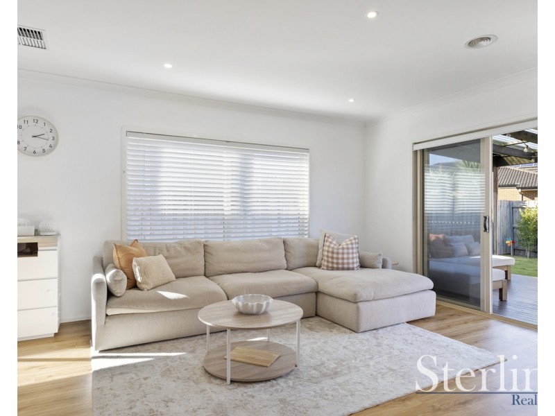 25 Whisper Boulevard, Point Cook VIC 3030
