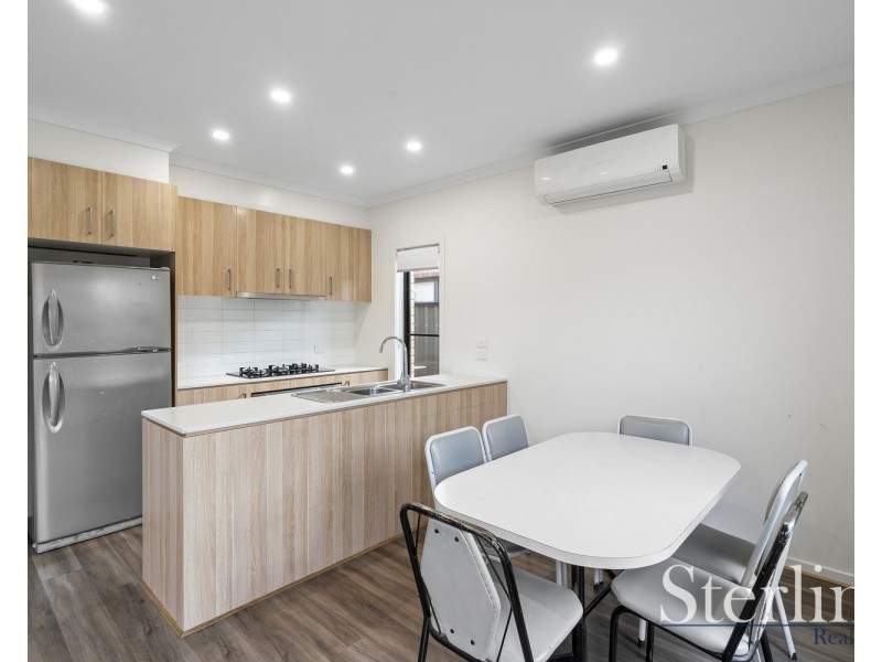 6 Stacey Parade, Mount Cottrell VIC 3024