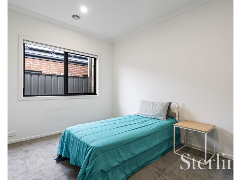 6 Stacey Parade, Mount Cottrell VIC 3024