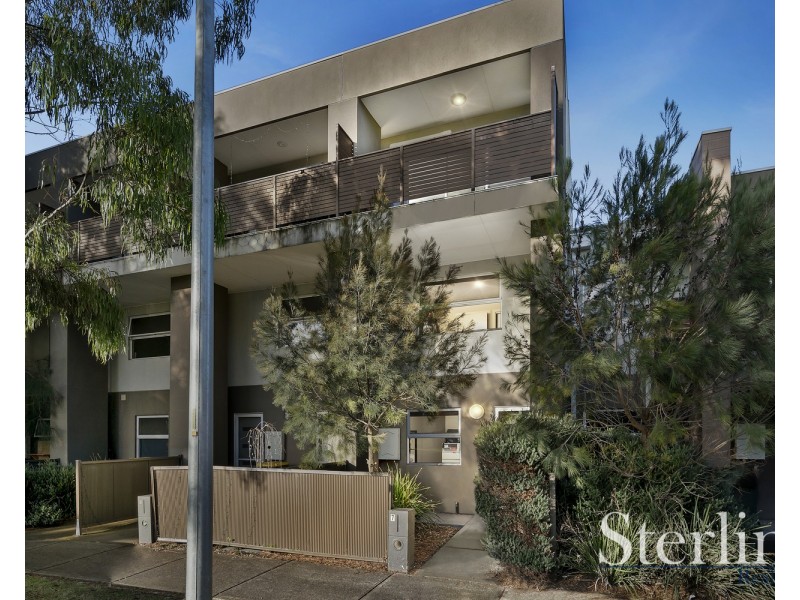 7 Lockheed Parade, Point Cook VIC 3030