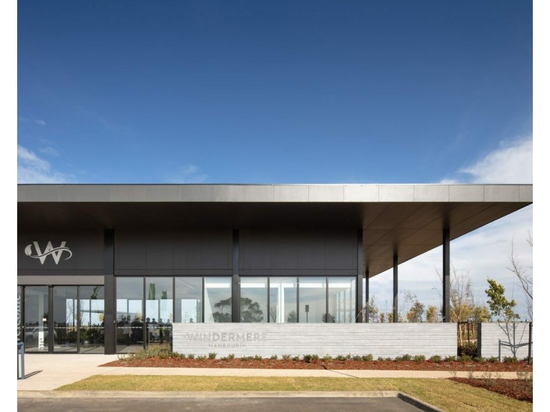 11 Lucknow Street, Mambourin VIC 3024