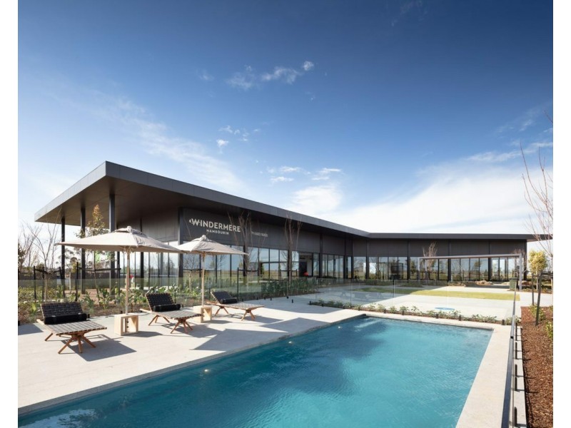 11 Lucknow Street, Mambourin VIC 3024